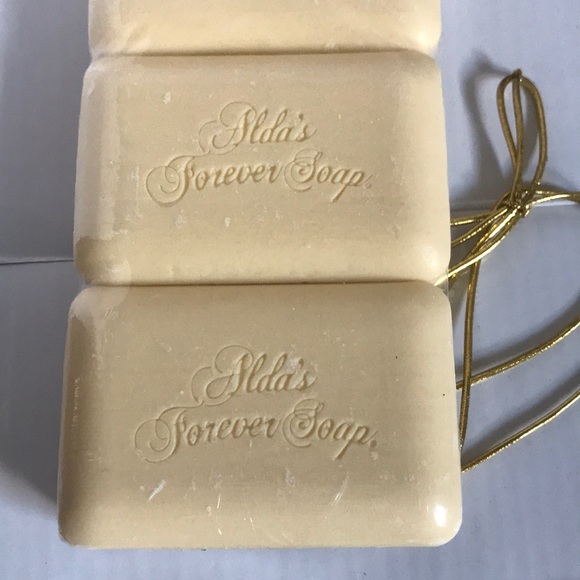 Alda's Forever Soap, Set of 4 Angel Bars - Picture 8 of 9